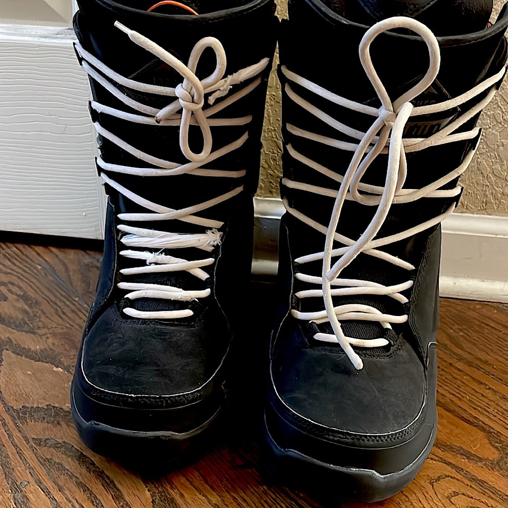 The ThirtyTwo Lashed Lace: They’re about as iconic as snowboard boots get!